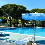 Bright Flat With Pools * Бибионе